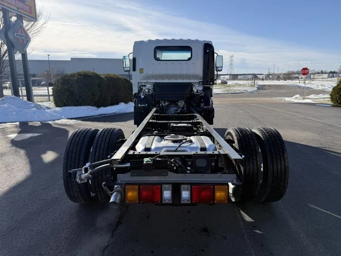 2026 Isuzu NPR - image 22