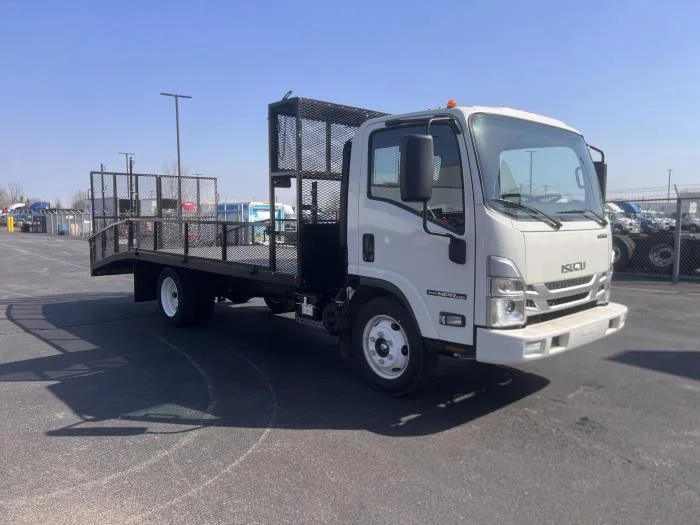 2026 Isuzu NPR - image 4