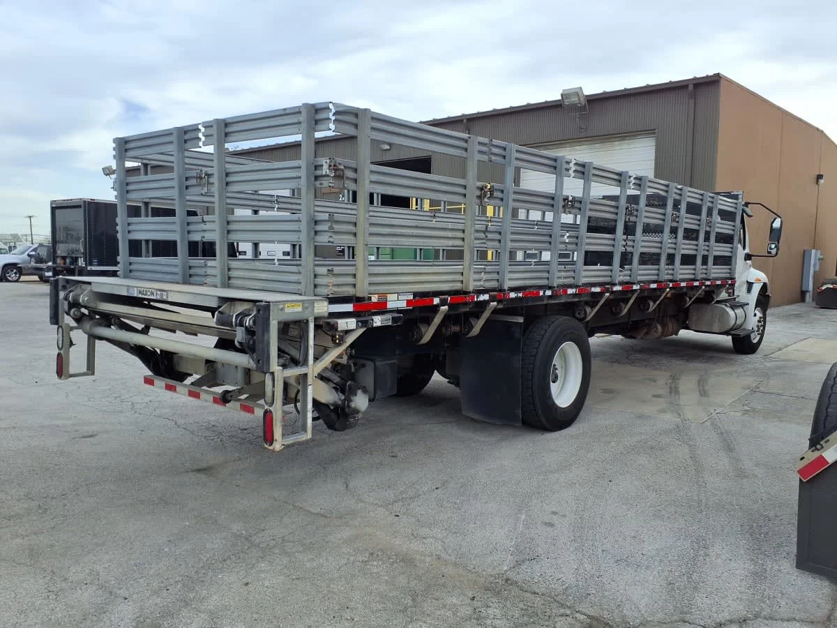 2019 International MV - image 4