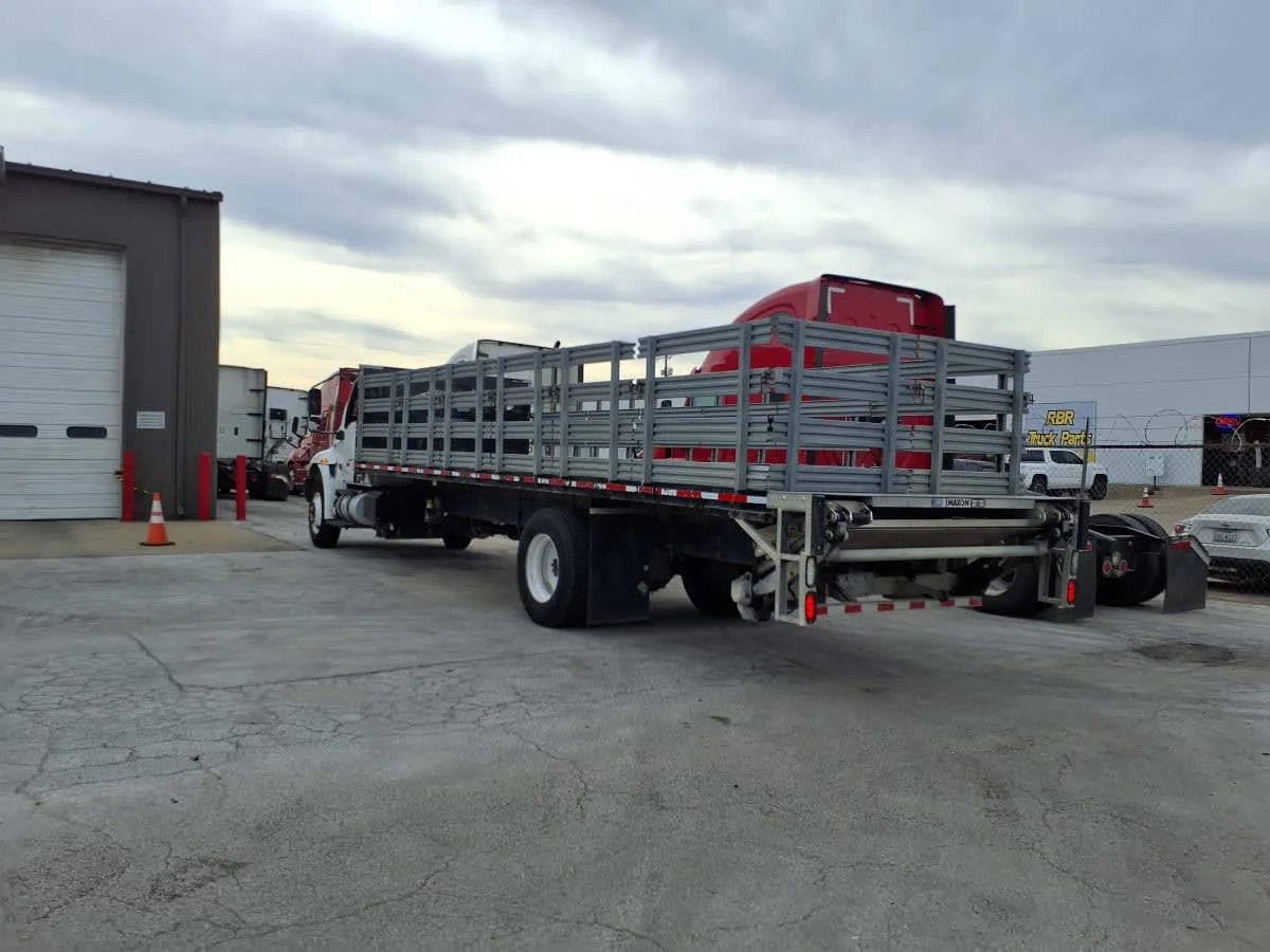 2019 International MV - image 6