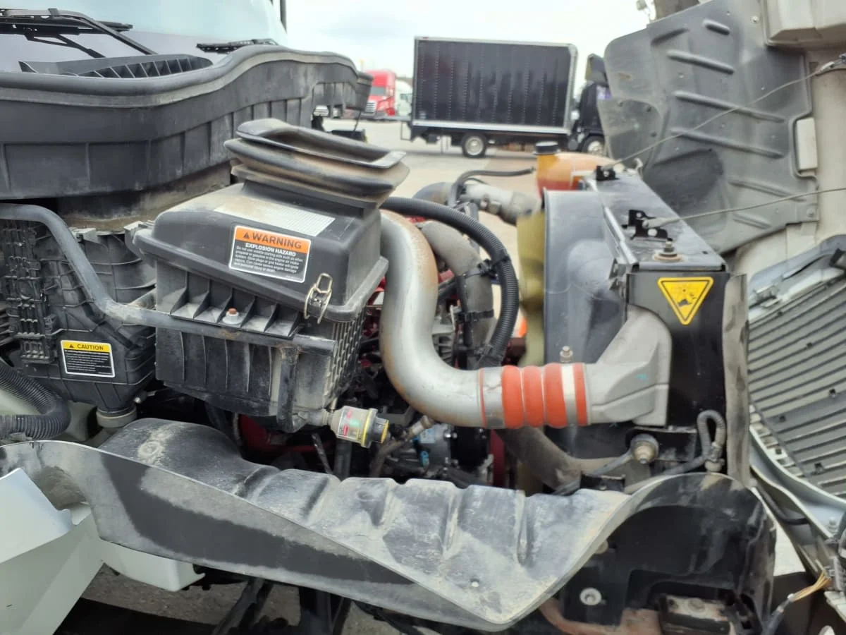 2019 International MV - image 10