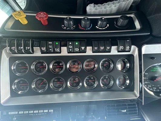 2027 Kenworth W900 in Springdale, AR — photo 11