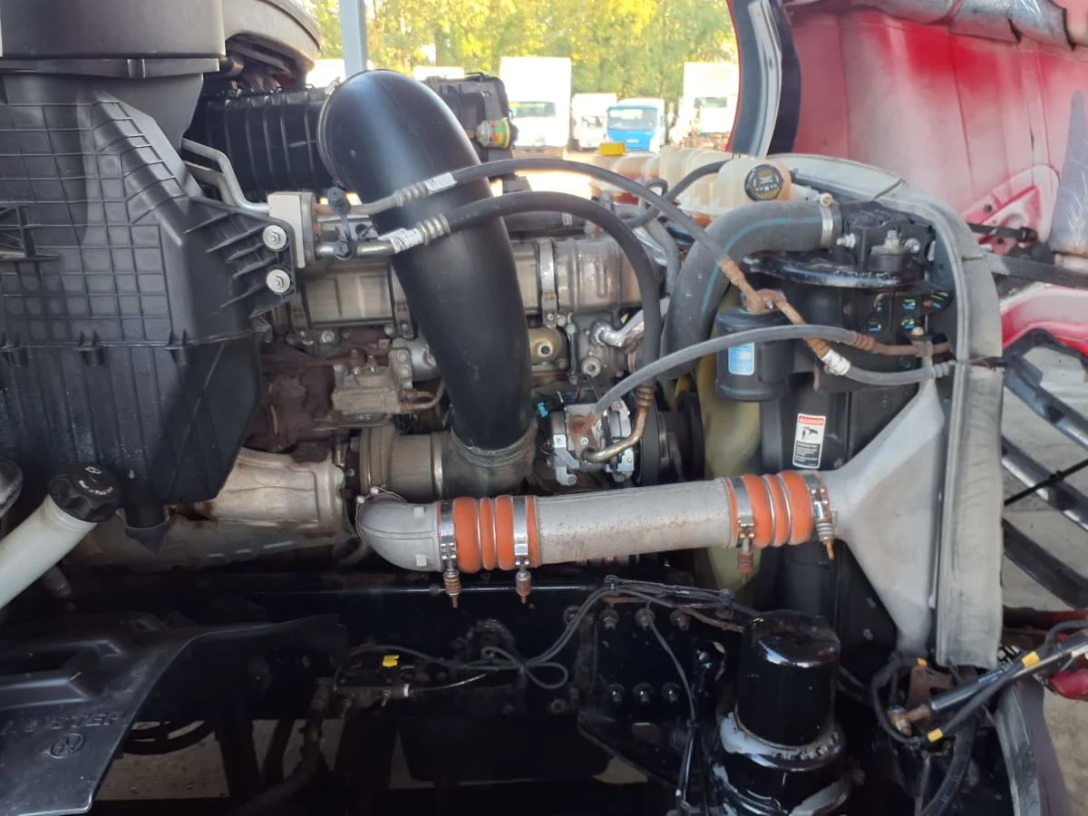 2020 Freightliner Cascadia in Hilliard, OH — photo 8