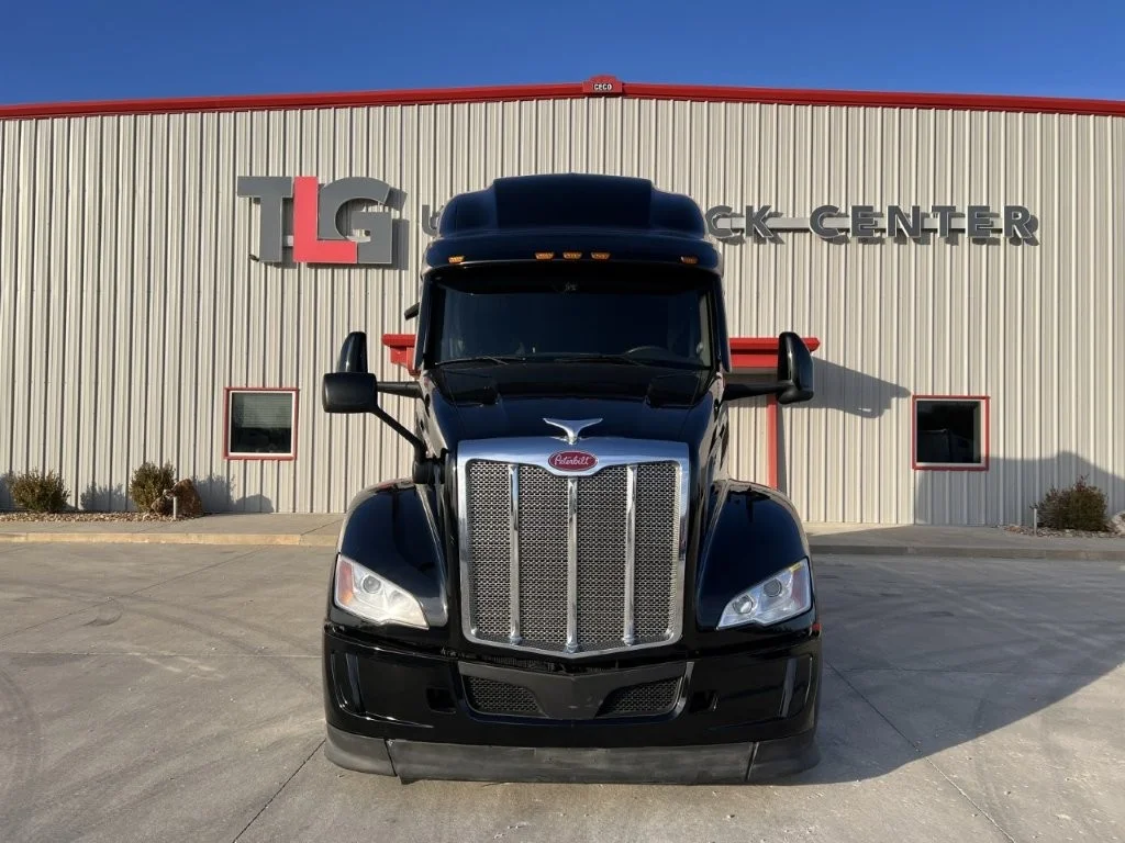 2022 Peterbilt 579 - image 6