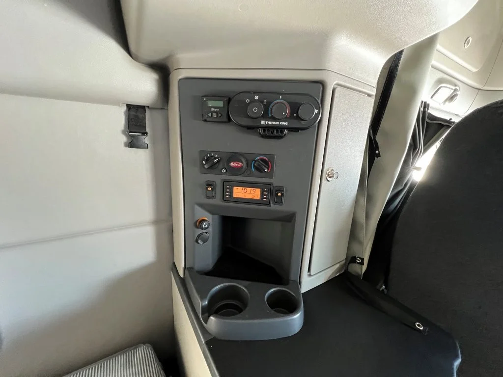 2022 Peterbilt 579 - image 16