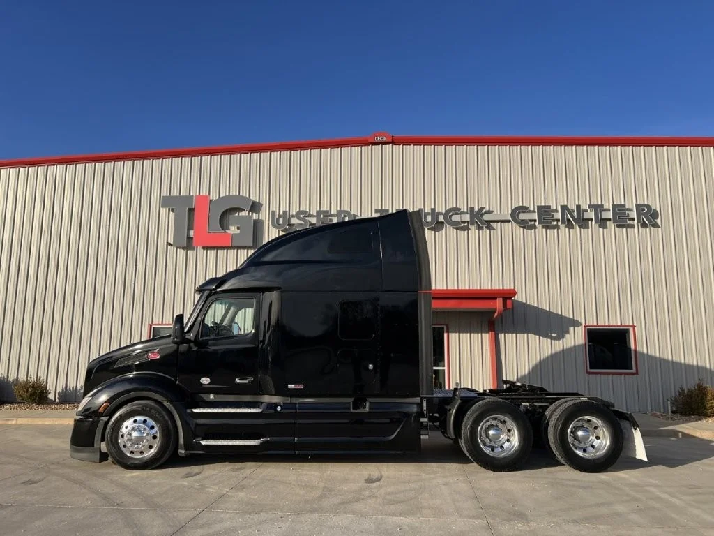 2022 Peterbilt 579 - image 4