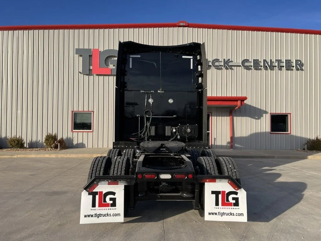 2022 Peterbilt 579 - image 5