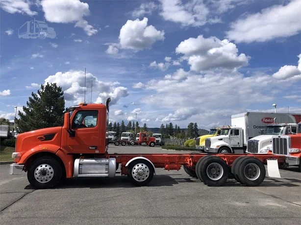 2018 Peterbilt 567