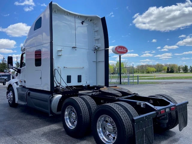 2021 Peterbilt 579 in Lima, OH — photo 5