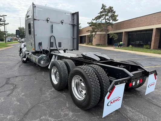 2018 Kenworth T680 in Kansas City, MO — photo 5