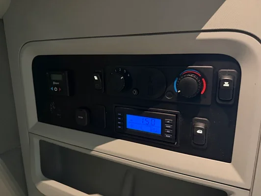2018 Kenworth T680 in Kansas City, MO — photo 18