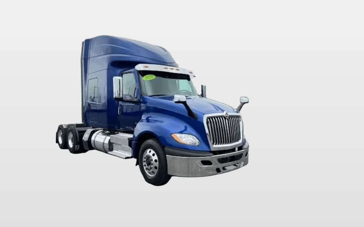 2020 International LT - image 1