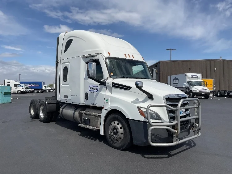 2022 Freightliner Cascadia