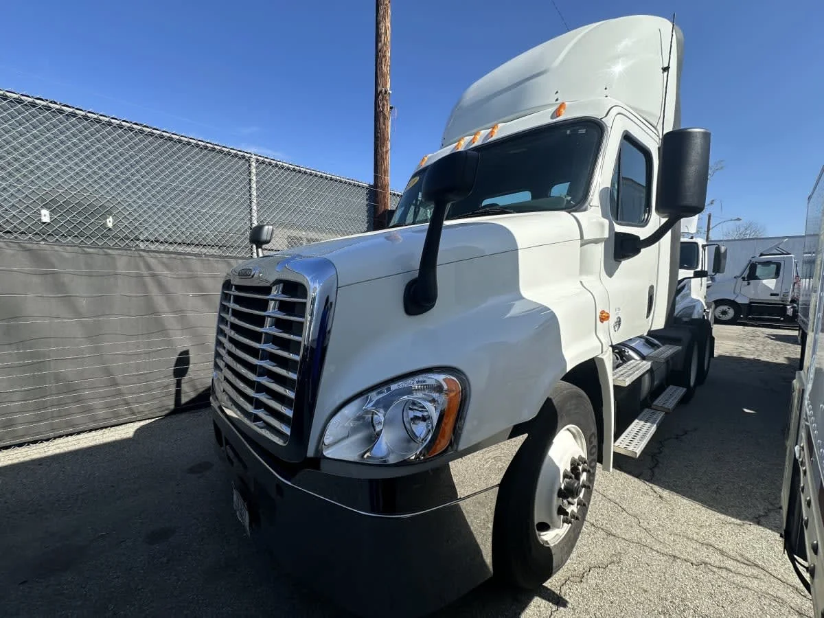 2019 Freightliner Cascadia in Montebello, CA