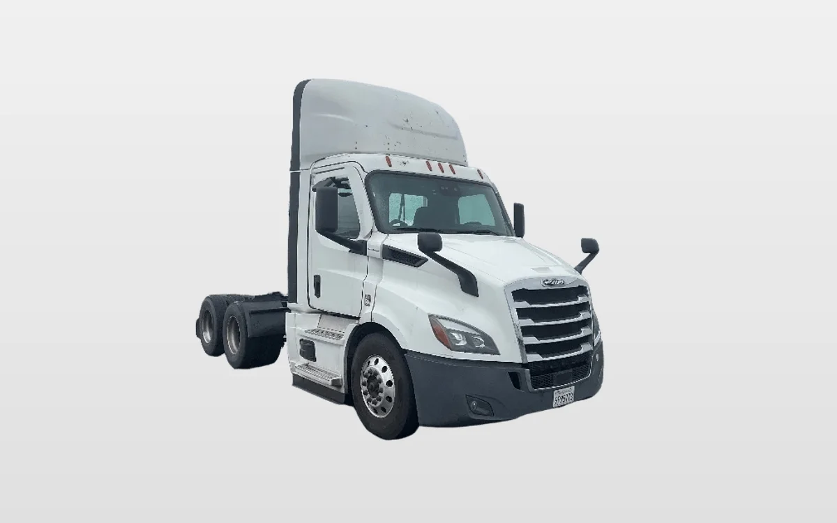 2020 Freightliner - image 1