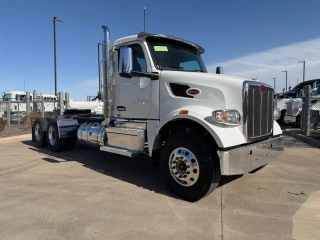 2027 Peterbilt 567 - image 11