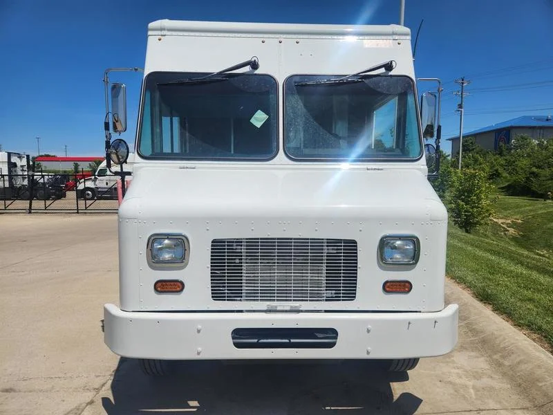 2026 Freightliner in Walton, KY — photo 2