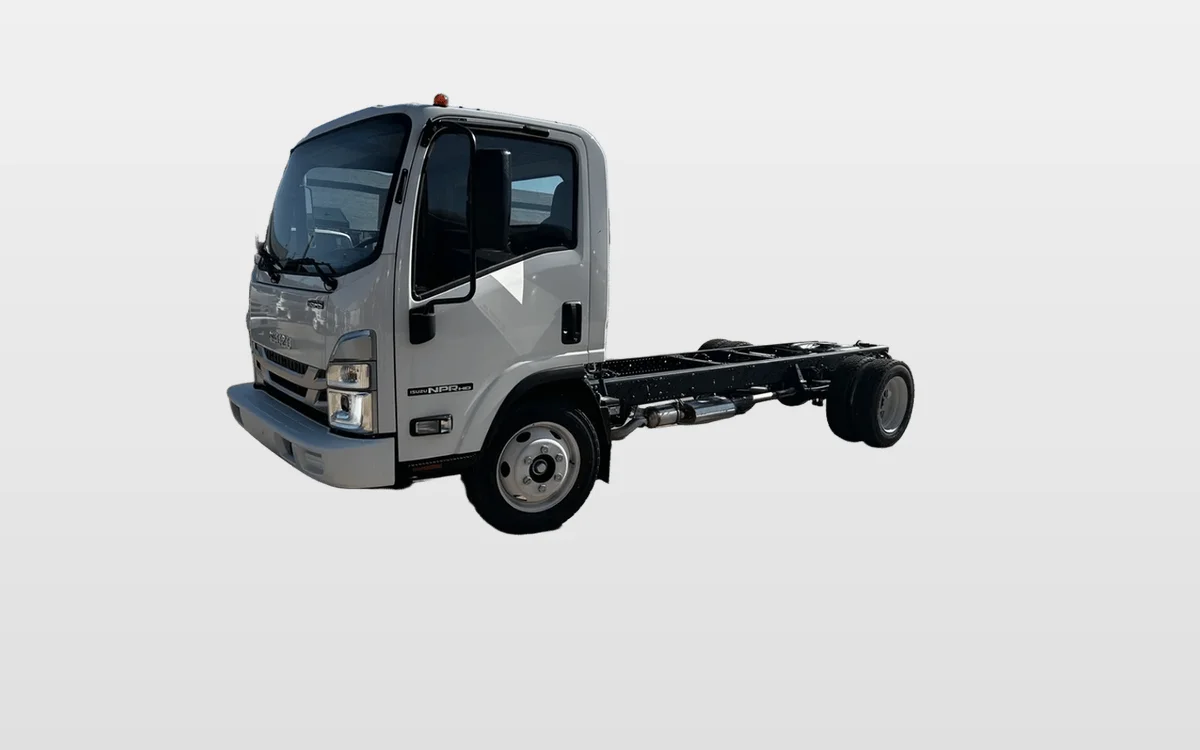 2024 Isuzu NPR - image 1
