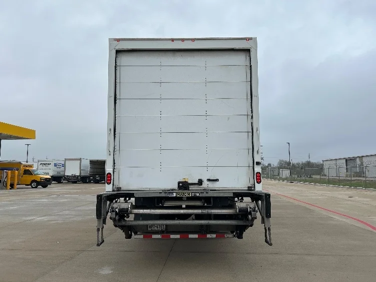 2020 International MV - image 7