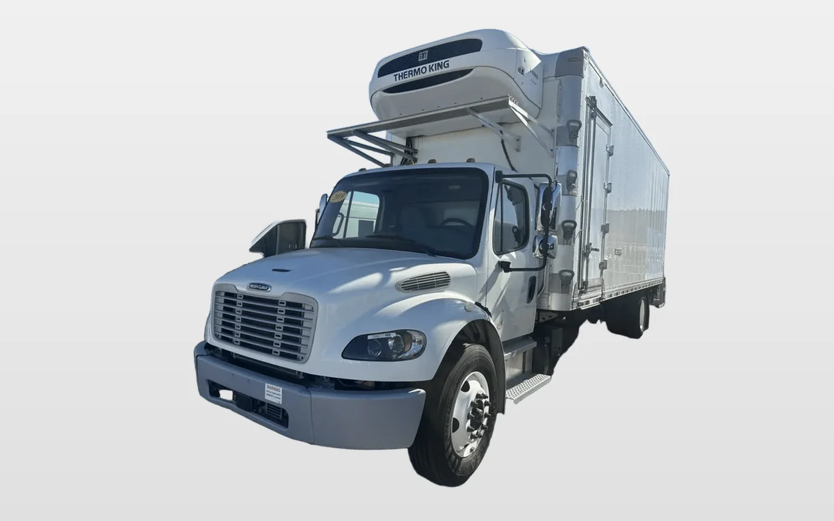 2019 Freightliner M2 106 - image 1