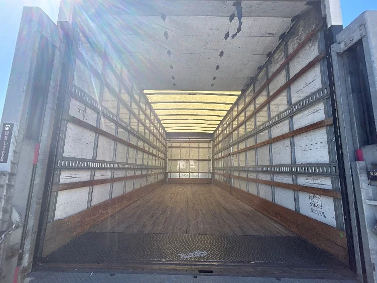 2019 Freightliner eM2 in Torrance, CA — photo 8