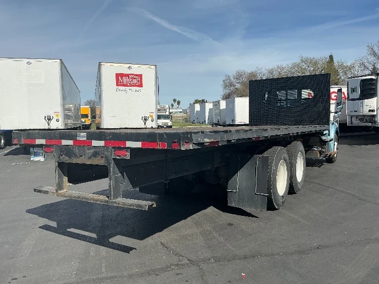 2019 Freightliner M2 112 - image 10