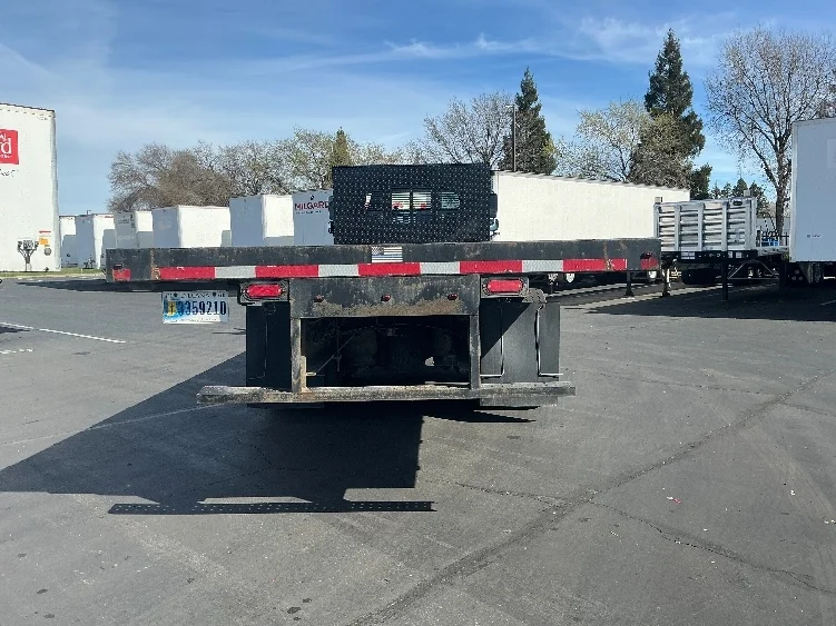 2019 Freightliner M2 112 - image 7