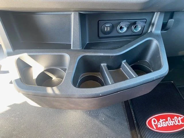 2025 Peterbilt 536 - image 18