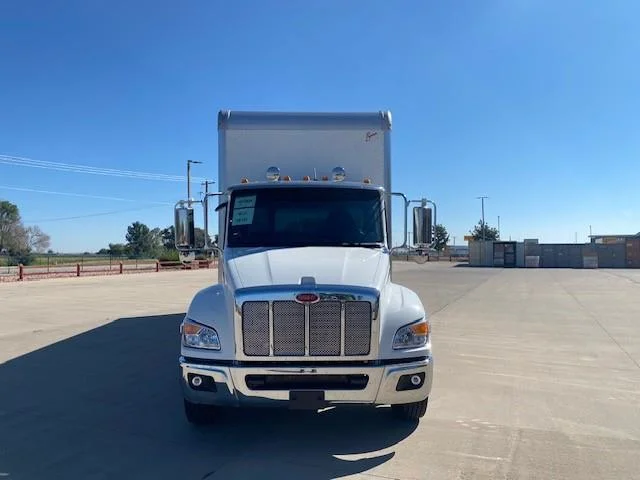 2025 Peterbilt 536 - image 4