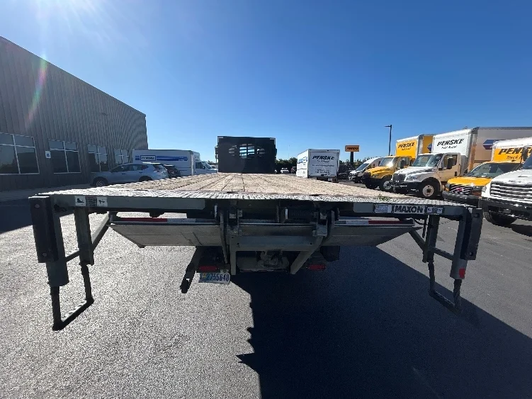 2019 Hino 268 in Portland, OR — photo 8