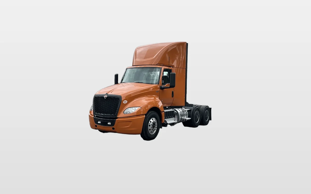 2025 International LT - image 1