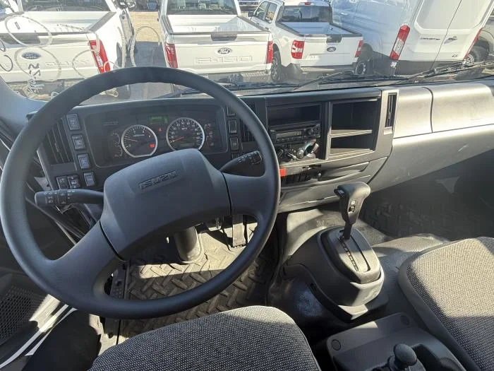 2025 Isuzu FTR - image 13