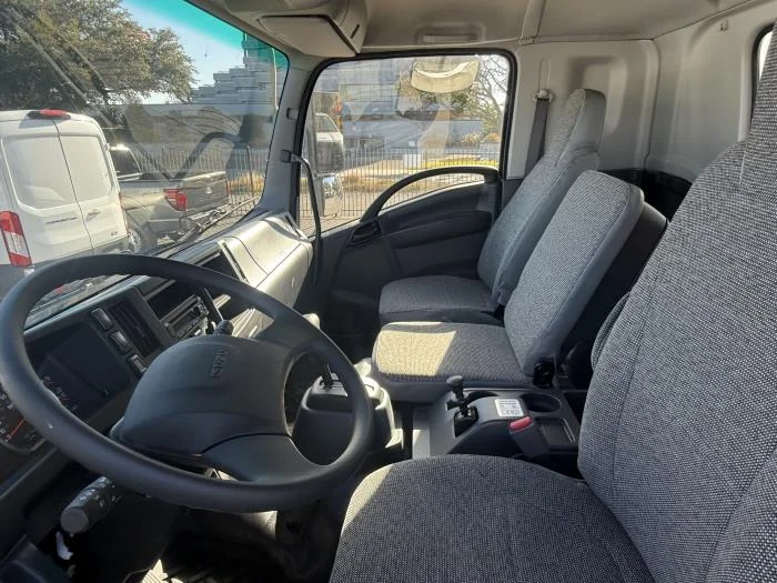 2025 Isuzu FTR - image 11