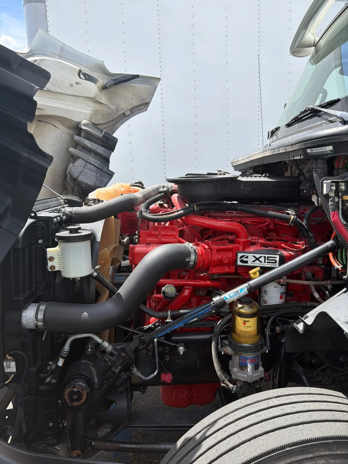 2019 International LT in Pomona, CA — photo 8