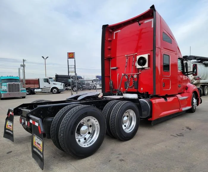 2021 Kenworth T680 - image 9