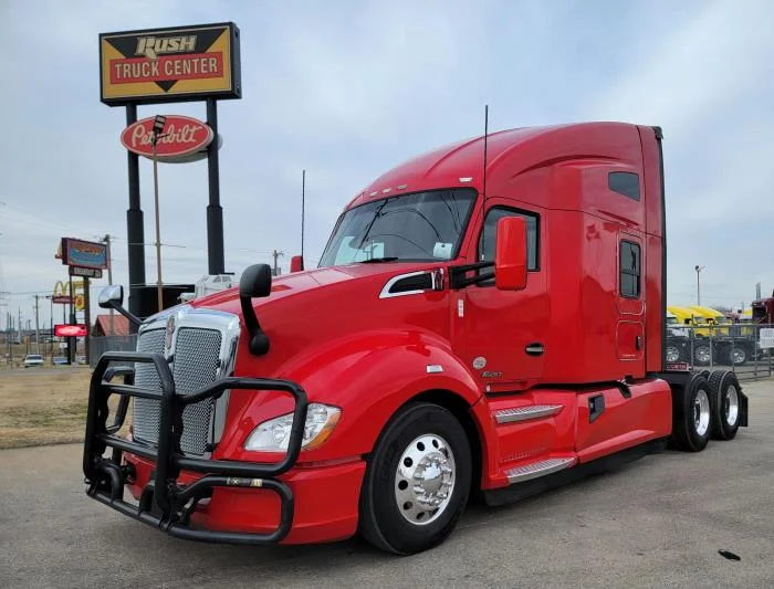 2021 Kenworth T680 - image 3