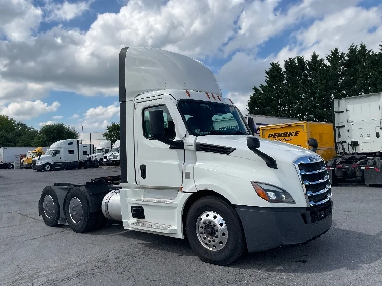 2022 Freightliner Cascadia