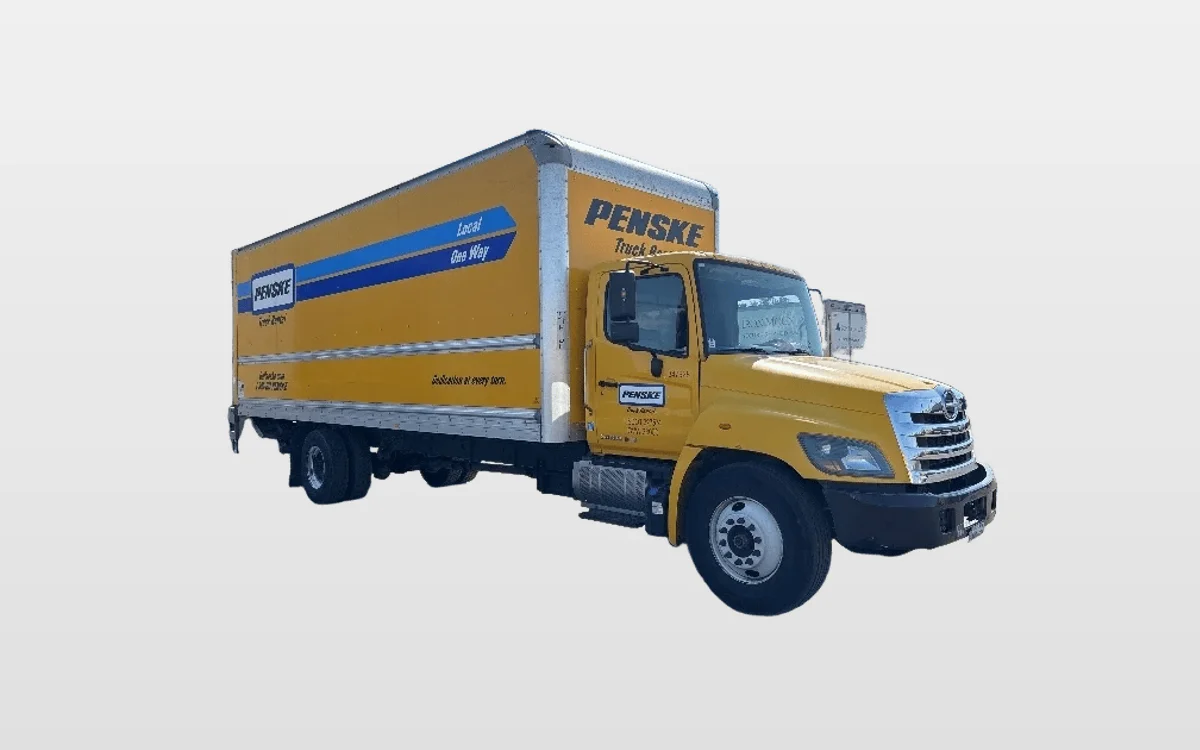 2020 Hino 338 - image 1