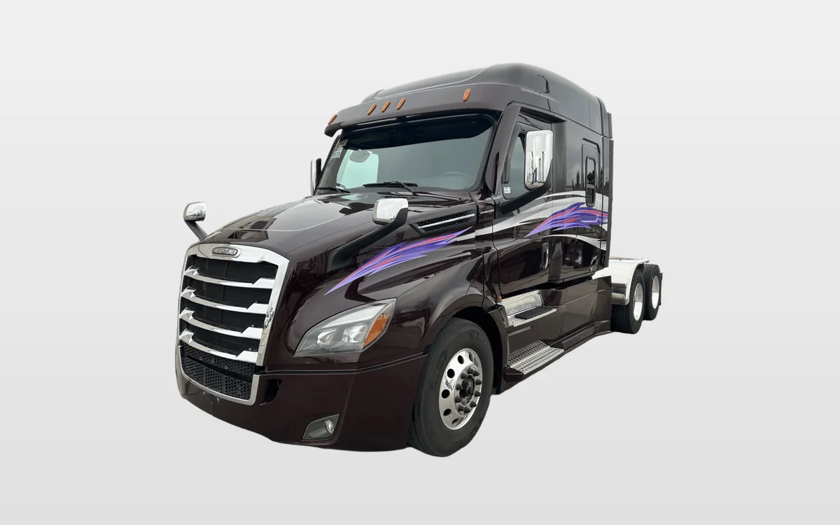 2025 Freightliner - image 1