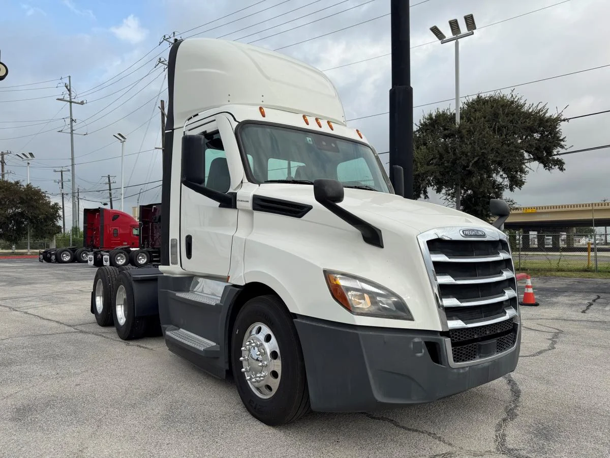 2021 Freightliner Cascadia