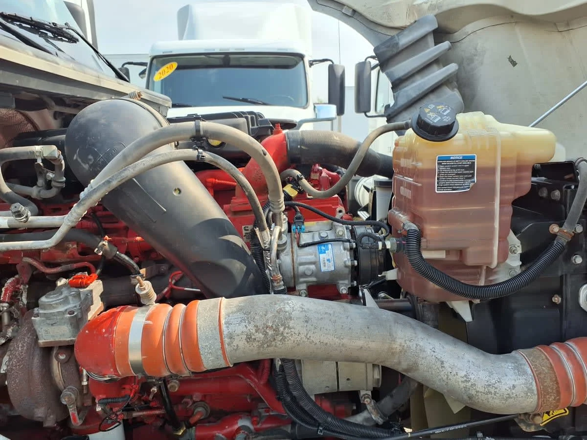 2019 International LT in Minneapolis, MN — photo 10