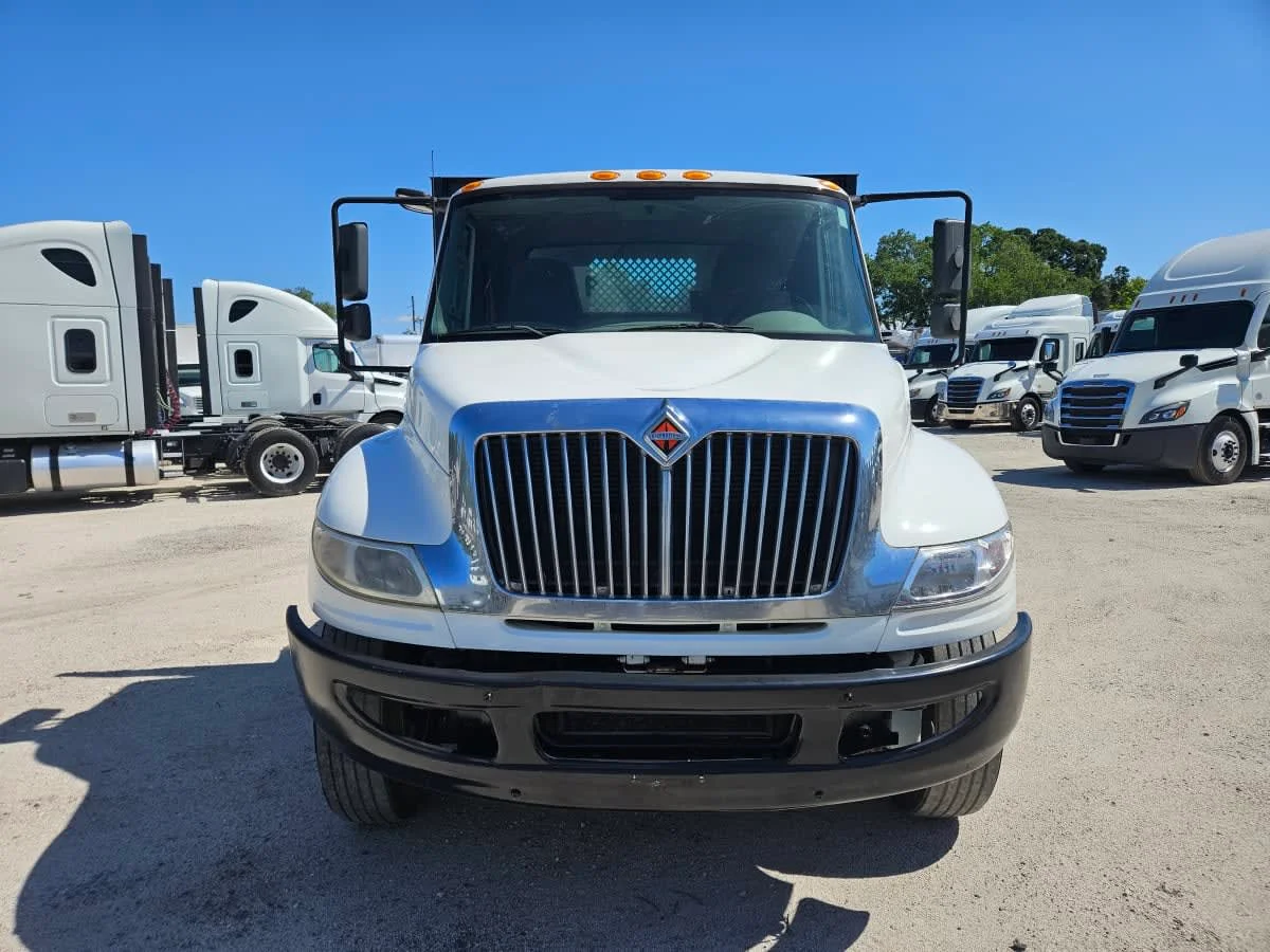 2018 International 4400 in Orlando, FL — photo 2
