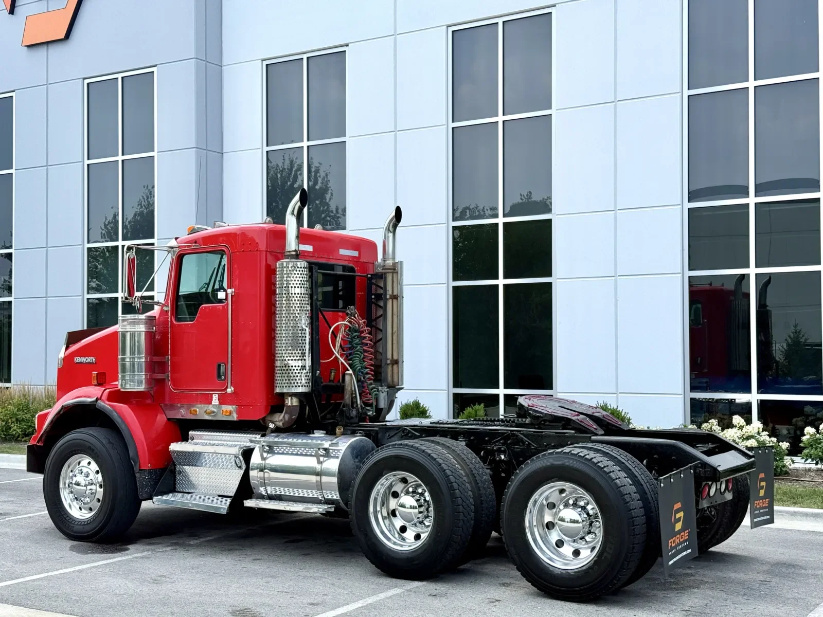 2005 Kenworth T800 in New Lenox, IL — photo 6