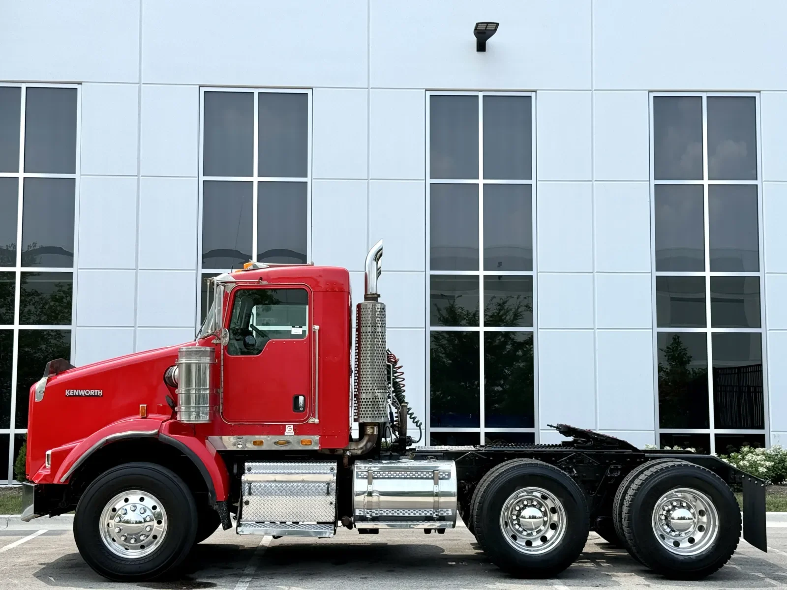 2005 Kenworth T800 in New Lenox, IL — photo 4