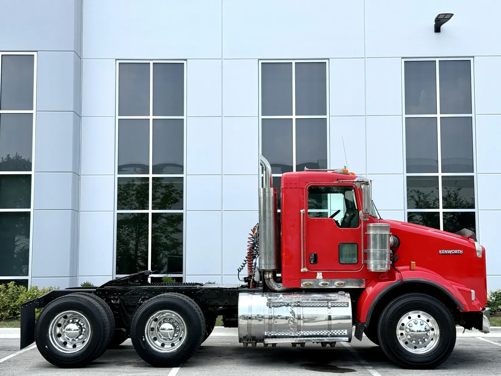 2005 Kenworth T800 in New Lenox, IL — photo 3
