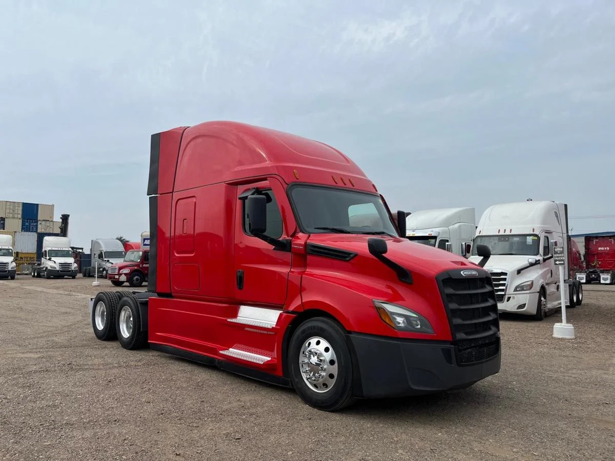 2024 Freightliner Cascadia in Laredo, TX