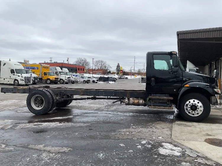 2020 International MV in Akron, OH — photo 4