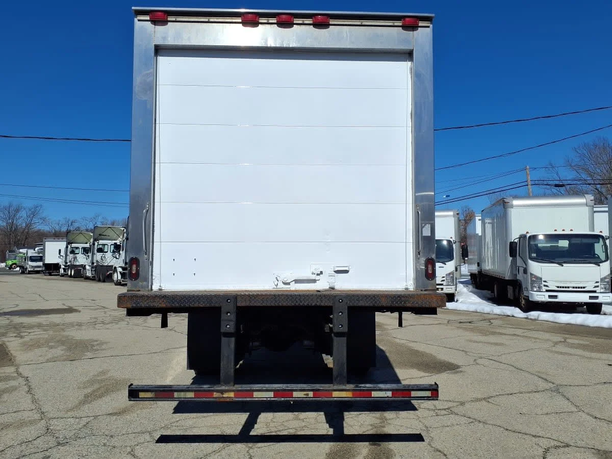 2019 Freightliner M2 106 in Warwick, RI — photo 5