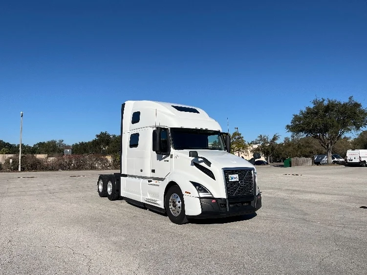 2024 Volvo in Tampa, FL