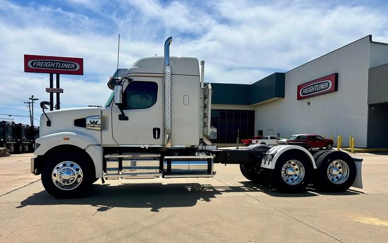 2024 Western Star 49X - image 2